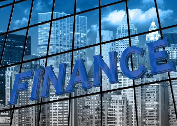 🔻 31省新增确诊18例11例为本土：31省新增确诊30例其中本土8例