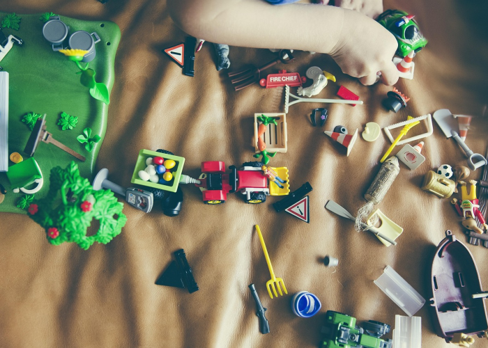 疫情星火与防控长城的持久博弈，31省区市新增确诊30例背后